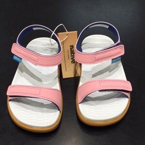 Native Charley princess pink NWT